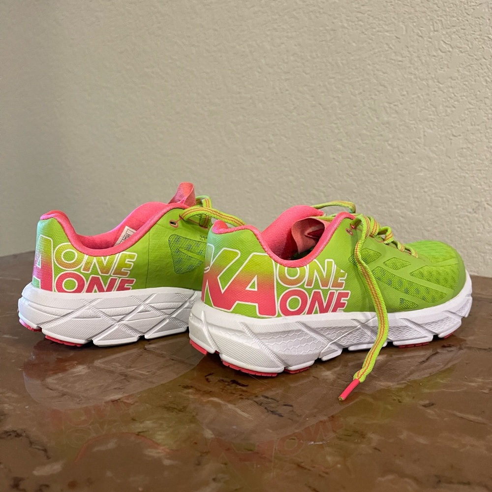 ‼️Sold on Mercari‼️ Hoka One One TRACER running shoes